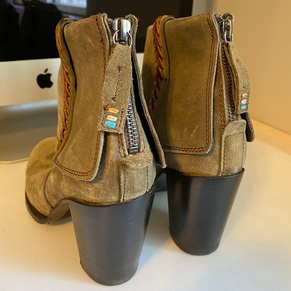 Ariat Two 24 Women's Suede Ankle Boot - Picture 9 of 12